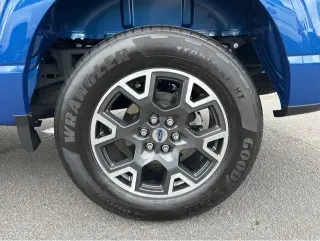 Ford F-150 2025 4x2 STX 4dr SuperCrew 5.5 ft. SB