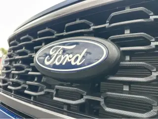 Ford F-150 2025 4x2 STX 4dr SuperCrew 5.5 ft. SB