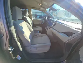 2018 Toyota Sienna LE 8-Passenger