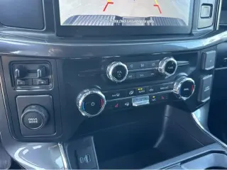 Ford F-150 2023 4x2 XL 4dr SuperCrew 5.5 ft. SB