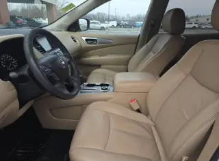 2017 Nissan Pathfinder SL