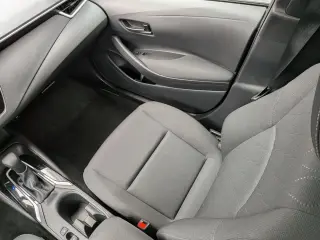 Toyota Corolla 2025 LE 4dr Sedan