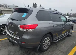 2015 Nissan Pathfinder SL