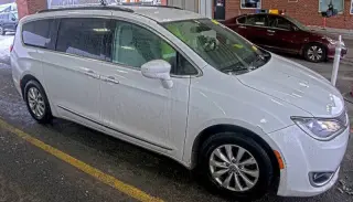 2017 Chrysler Pacifica Touring Plus