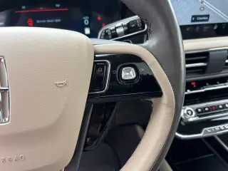 Lincoln Corsair 2024 Reserve 4dr SUV