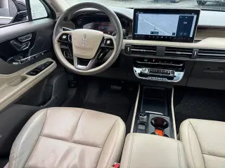 Lincoln Corsair 2024 Reserve 4dr SUV