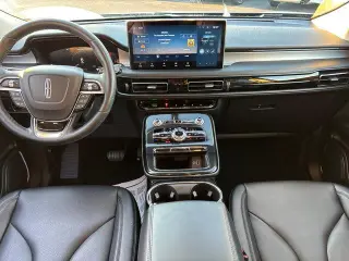 Lincoln Nautilus 2023 Standard 4dr SUV
