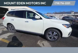 2019 Nissan Pathfinder SV