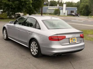 2015 Audi A4 2.0T quattro Premium