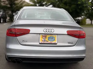 2015 Audi A4 2.0T quattro Premium