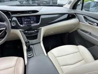 Cadillac XT6 2020 Premium Luxury 4dr SUV