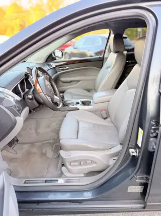 2010 Cadillac SRX Luxury Collection