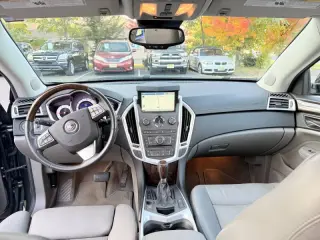 2010 Cadillac SRX Luxury Collection