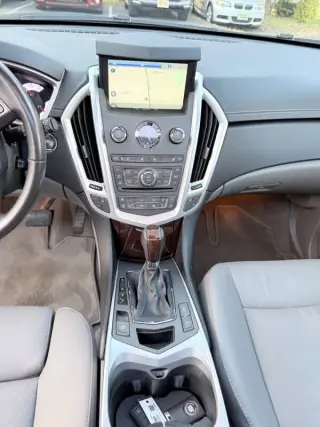 2010 Cadillac SRX Luxury Collection