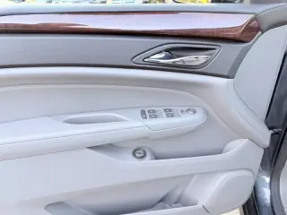 2010 Cadillac SRX Luxury Collection