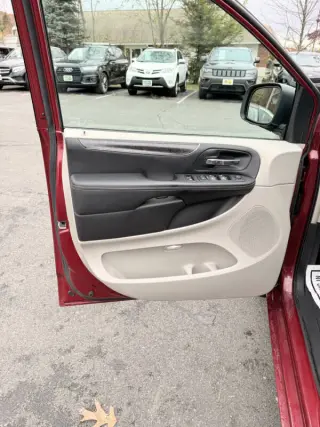 2012 Chrysler Town and Country Touring-L