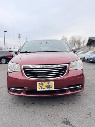 2012 Chrysler Town and Country Touring-L