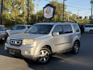 2010 Honda Pilot Touring w/Navi w/DVD