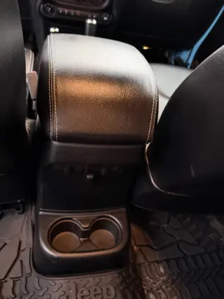 2017 Jeep Wrangler Unlimited Chief Edition