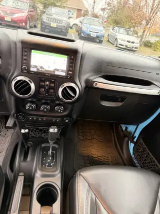 2017 Jeep Wrangler Unlimited Chief Edition