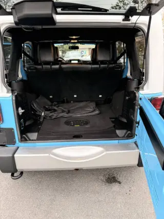 2017 Jeep Wrangler Unlimited Chief Edition