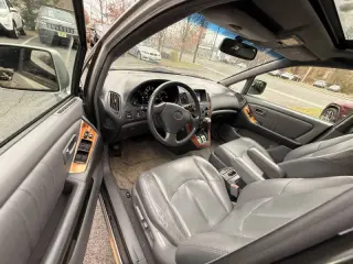 2000 Lexus RX 300