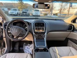 2017 Lincoln MKX Select