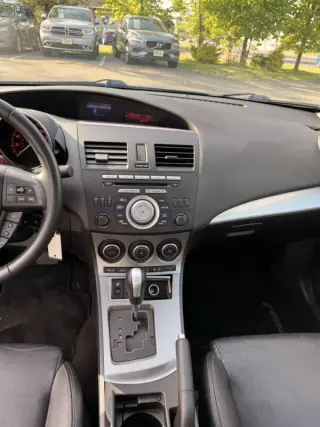 2010 Mazda MAZDA3 s Grand Touring