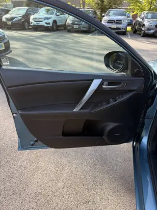 2010 Mazda MAZDA3 s Grand Touring