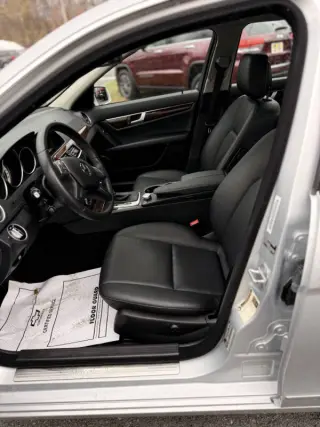 2013 Mercedes-Benz C-Class C 300 Luxury 4MATIC