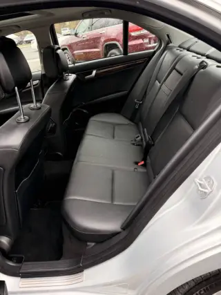 2013 Mercedes-Benz C-Class C 300 Luxury 4MATIC