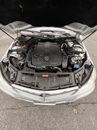 2013 Mercedes-Benz C-Class C 300 Luxury 4MATIC