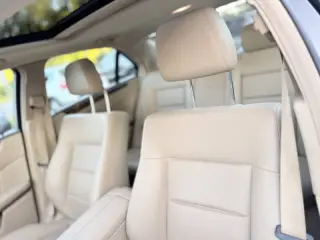 2010 Mercedes-Benz E-Class E 350 Luxury 4MATIC