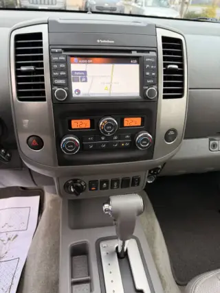 2017 Nissan Frontier SL