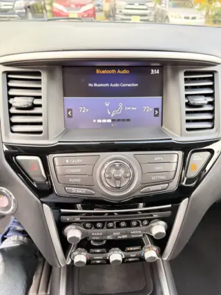 2019 Nissan Pathfinder S