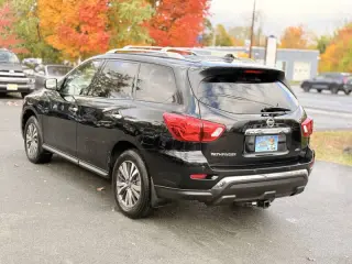 2019 Nissan Pathfinder S