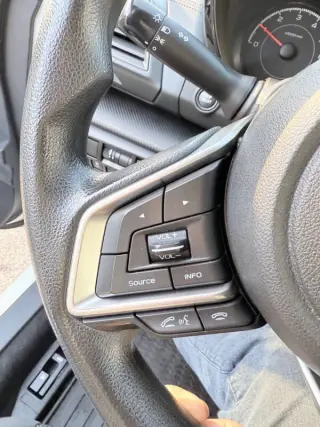 2017 Subaru Impreza 2.0i