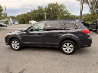 2011 Subaru Outback 2.5i Premium