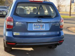 2015 Subaru Forester 2.5i
