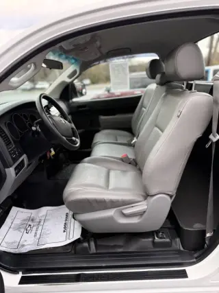 2010 Toyota Tundra Grade