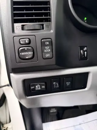 2010 Toyota Tundra Grade