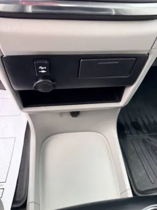 2018 Toyota Sienna LE 7-Passenger