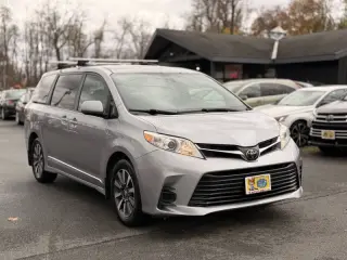 2018 Toyota Sienna LE 7-Passenger