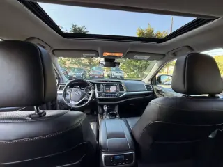 2014 Toyota Avalon Hybrid XLE Touring