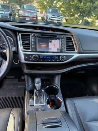 2014 Toyota Avalon Hybrid XLE Touring