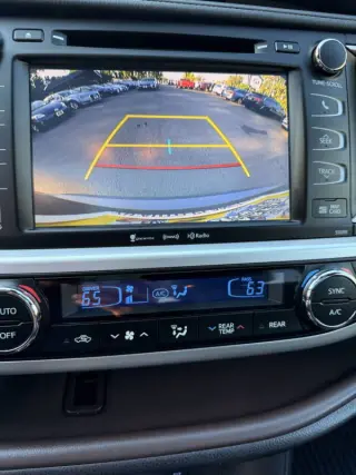 2014 Toyota Avalon Hybrid XLE Touring