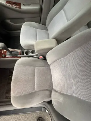 2006 Toyota Corolla LE