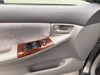 2006 Toyota Corolla LE
