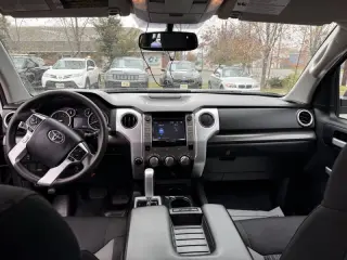 2014 Toyota Tundra SR5