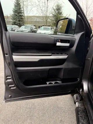 2014 Toyota Tundra SR5